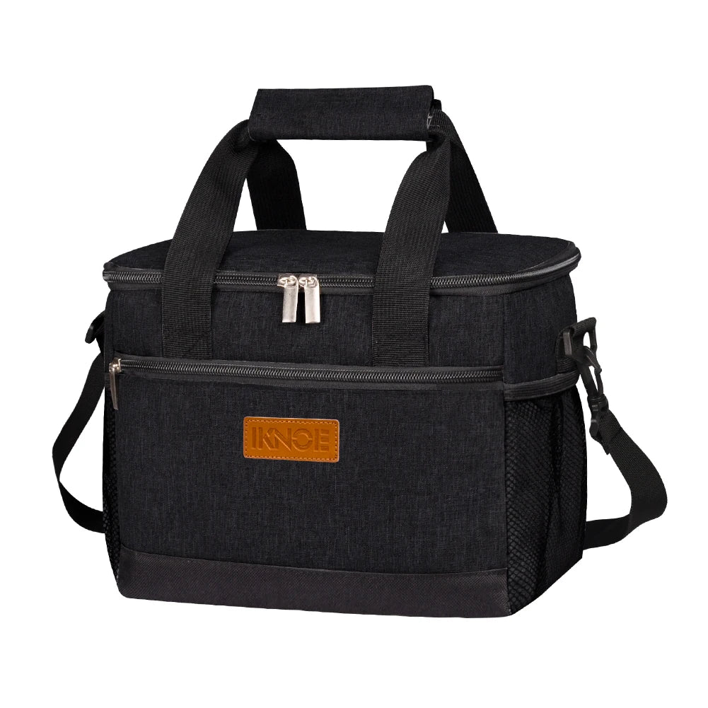 Insulated family lunch bag for park days and screen-free outdoor outings